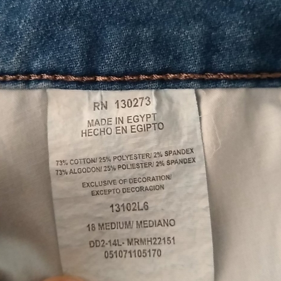 Lee Riders Stretch Denim Capri's - Picture 6 of 6